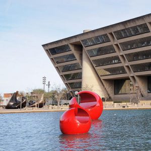 Floating Sculptures - Marta Pan